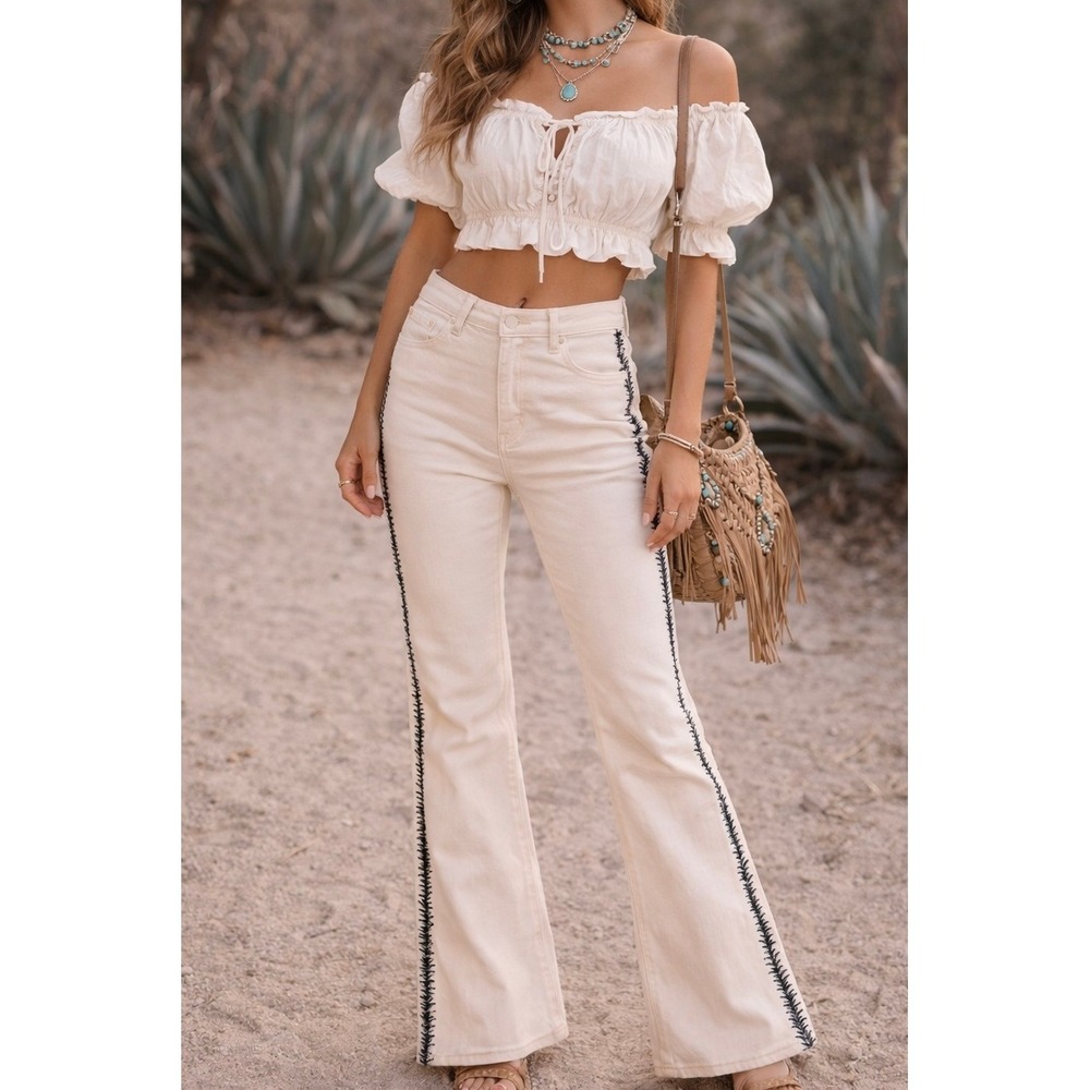 Tory Burch Cream Flare Jeans Embroidered Side Detail Women's Size 26‎